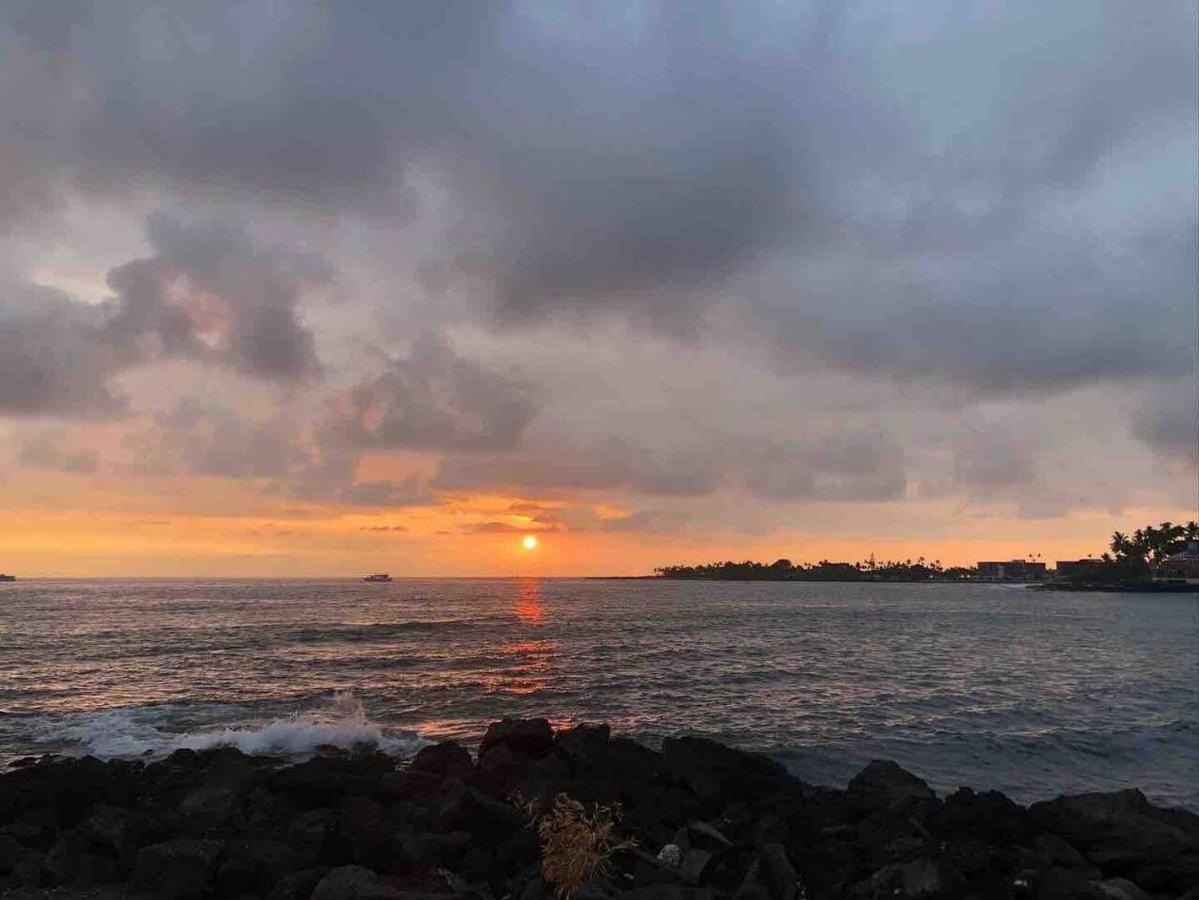 Family Friendly Kailua Bay View Ac Free Parking Walk To Kailua Village Exterior foto
