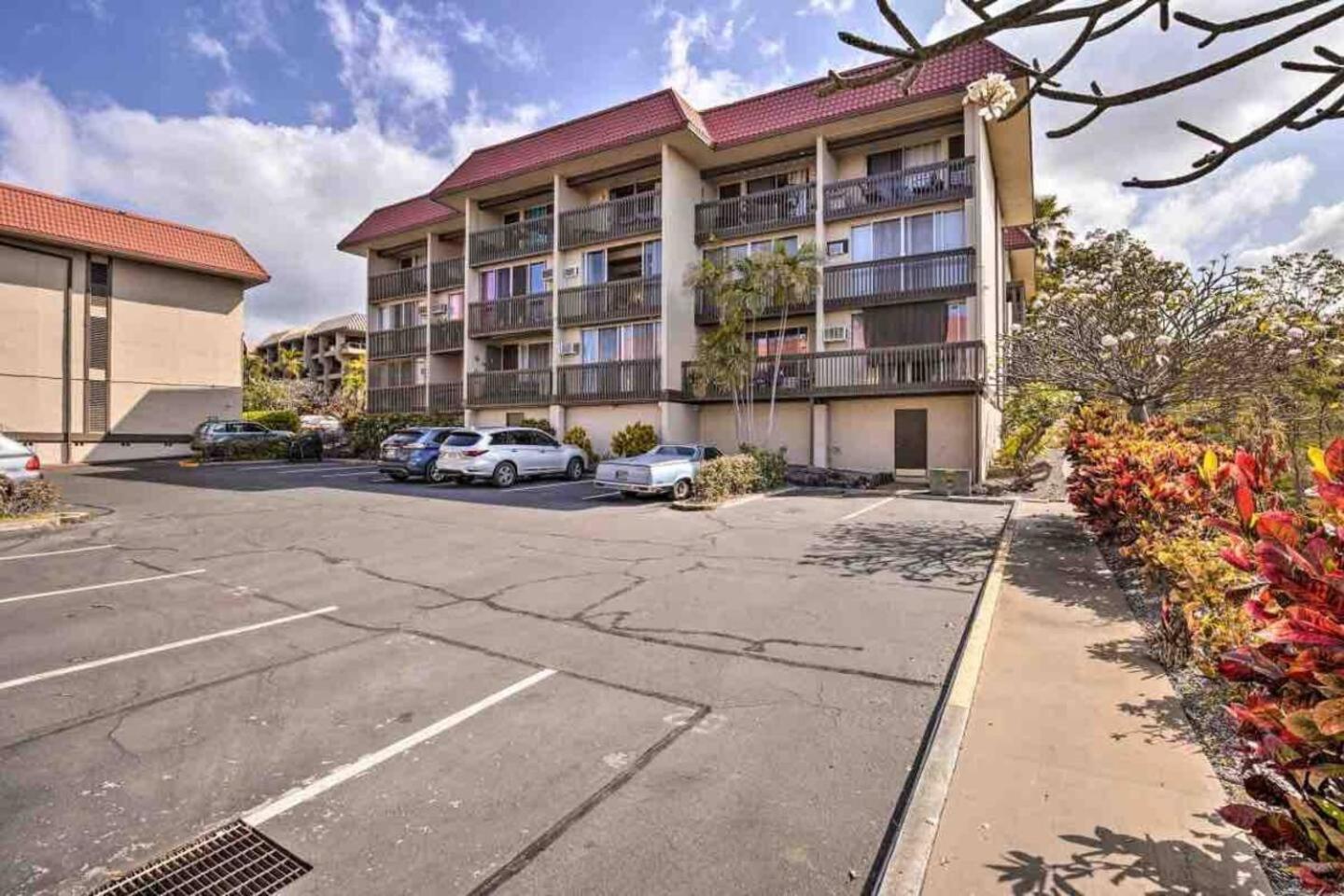Family Friendly Kailua Bay View Ac Free Parking Walk To Kailua Village Exterior foto